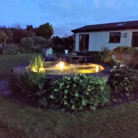 Coastal Garden Lodge Preesall Eksteriør bilde